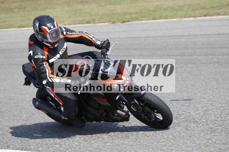 Archiv-2025/49 26.08.2025 Cornu Master School ADR/gruen-vert/66